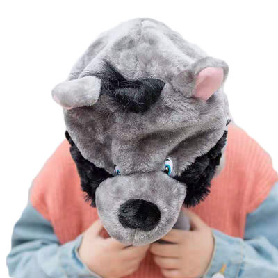 Apoyos del tocado del funcionamiento de la guardería de Gray Wolf Cartoon Animal Plush Hat