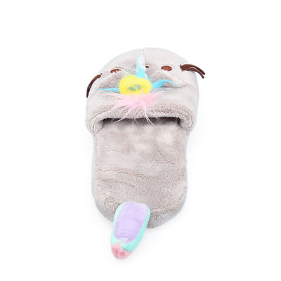 ODM corto no alergénico de los deslizadores de casa de la felpa para los adultos